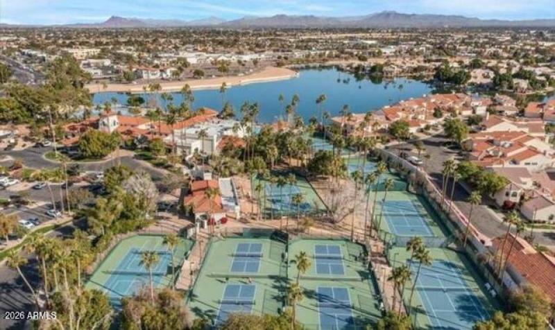 1633 E Lakeside Dr #106, Gilbert, AZ 852