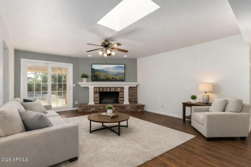 0237F19A-1658-4AB4-8780-86BB304058C7