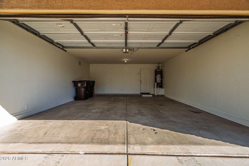 26-web-or-mls-41896 W Avella Dr-26