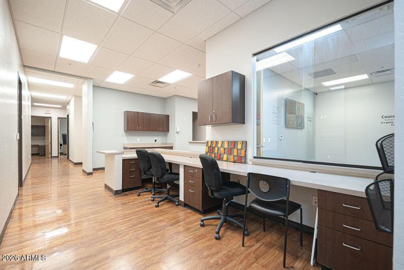 20260211_4338-W-Thomas-Rd_04