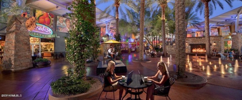 Desert Ridge Marketplace