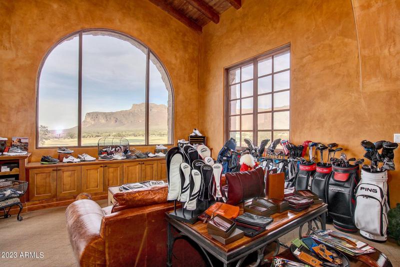 0033-32 - Flat Iron Loop