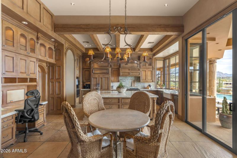 42-web-or-mls-9953-e-balancing-rock-rd