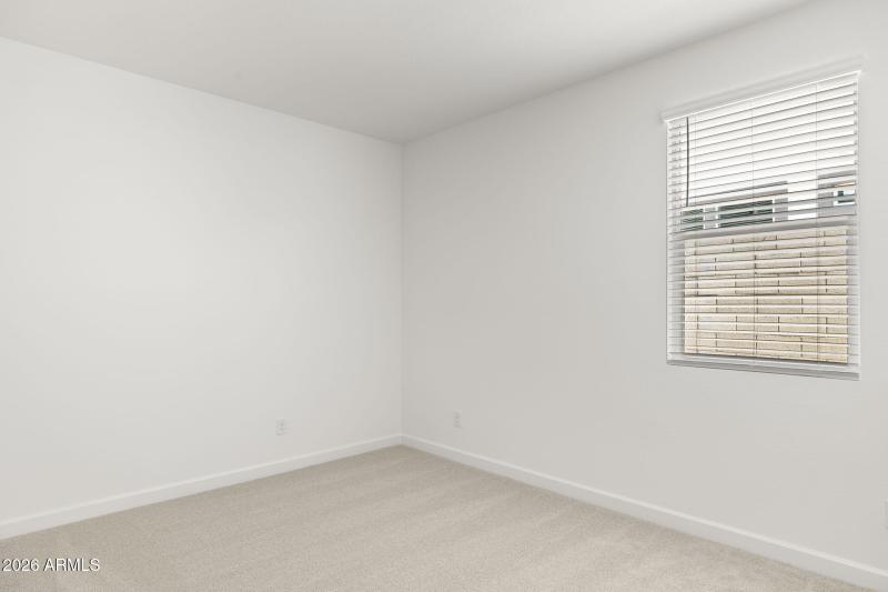 34-web-or-mls-6830-w-molly-ln