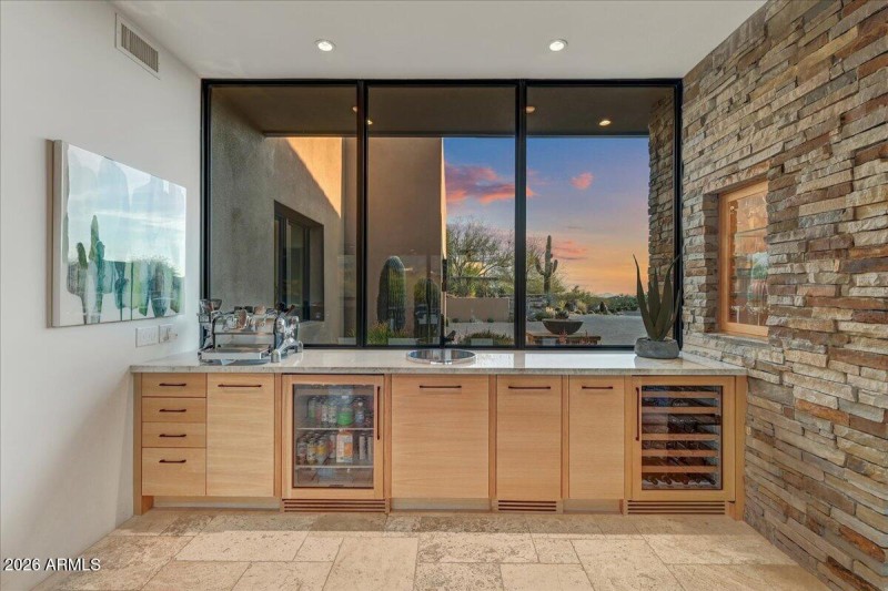 50-Wet Bar Detail - Copy