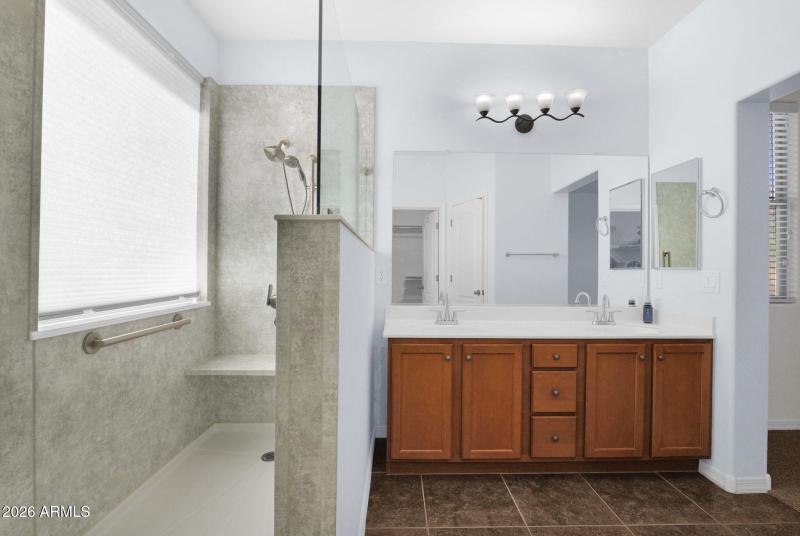 16-web-or-mls-P1547081