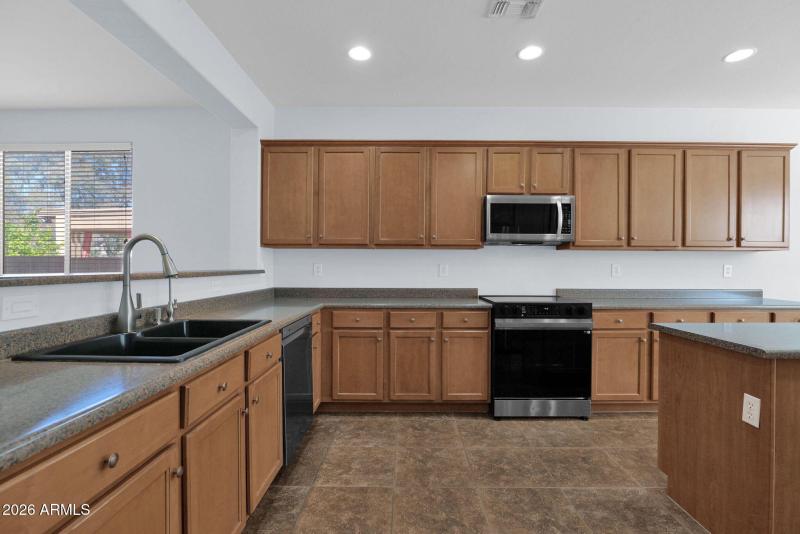 23-web-or-mls-P1547094