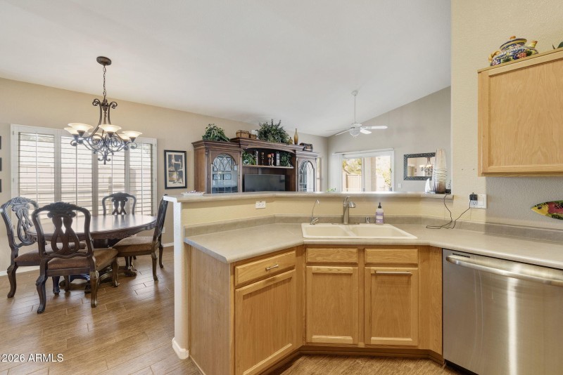 18-web-or-mls-dlb_7214-dlb_7218