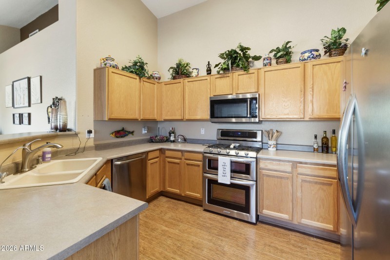 19-web-or-mls-dlb_7209-dlb_7213