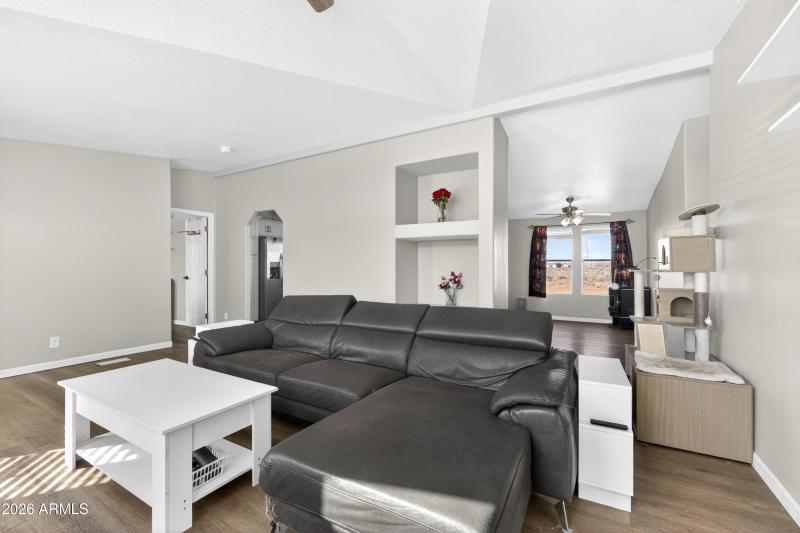 936-deer-field-blvd-winslow-az-usa-014