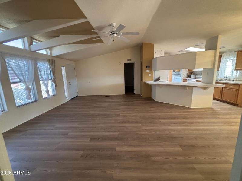 Vaulted Ceiling w/Skylights