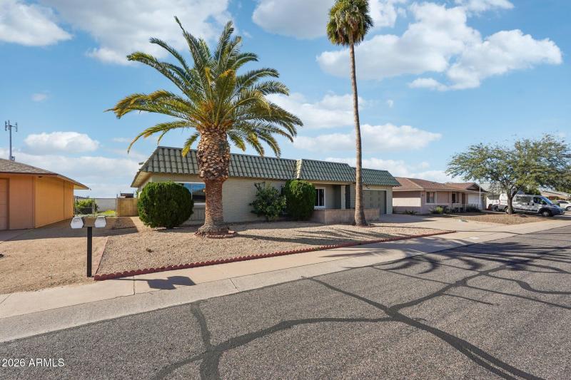 1-web-or-mls-W Wrangler Dr-S0103-001