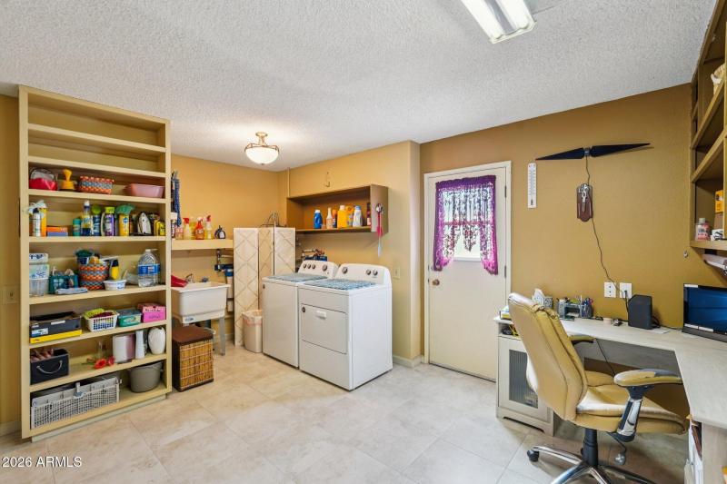 24-web-or-mls-W Wrangler Dr-S0103-024