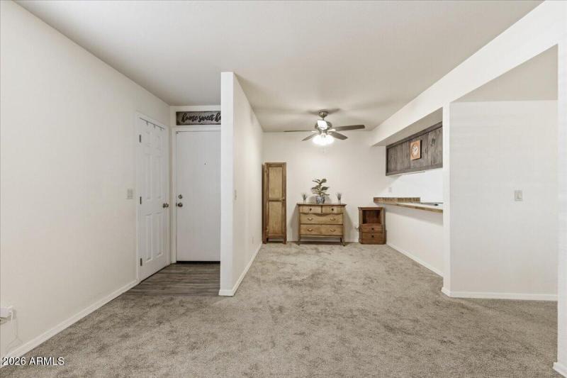 05-1402_E_Guadalupe_Rd_5