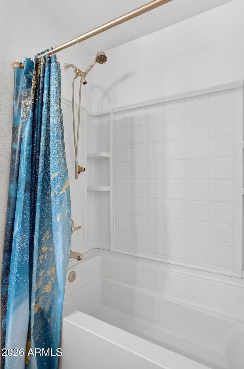 Clean Tub Shower Bathroom