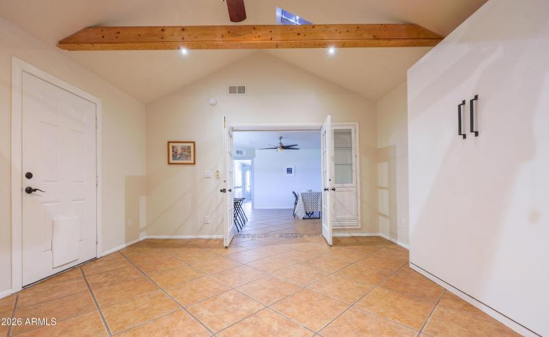 Awesome 4th Bedroom/office