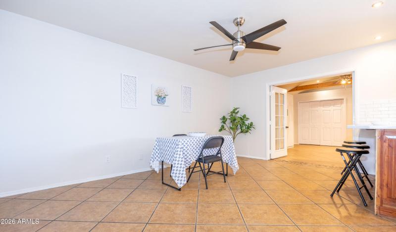 Large Dinning Room Area