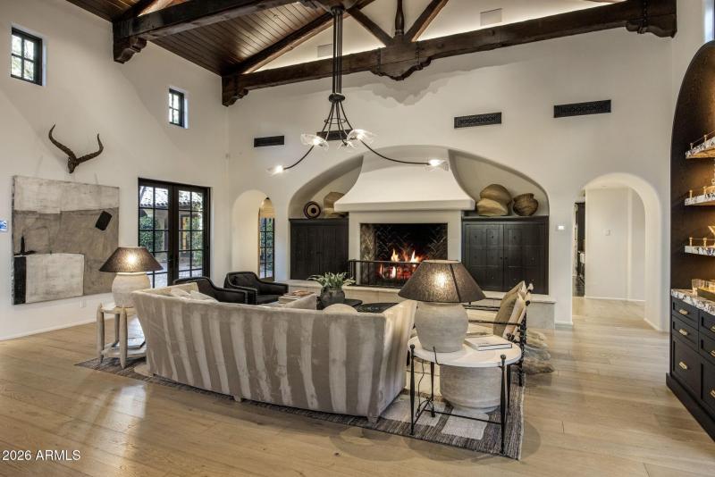 034_Great Room Details