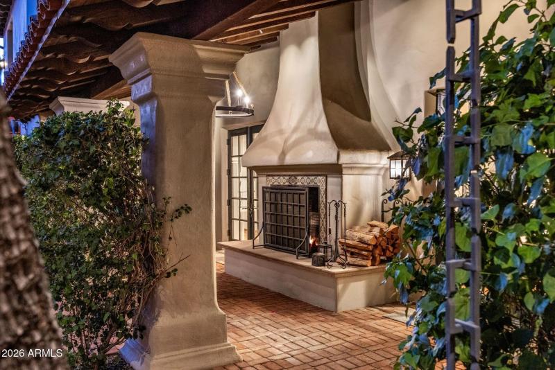 082_Exterior Fire Place Details