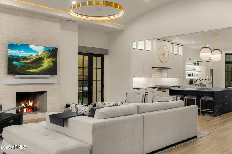 great room_twilight2