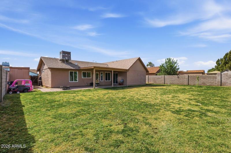 31-web-or-mls-6016 W Kings Ave Glendale,