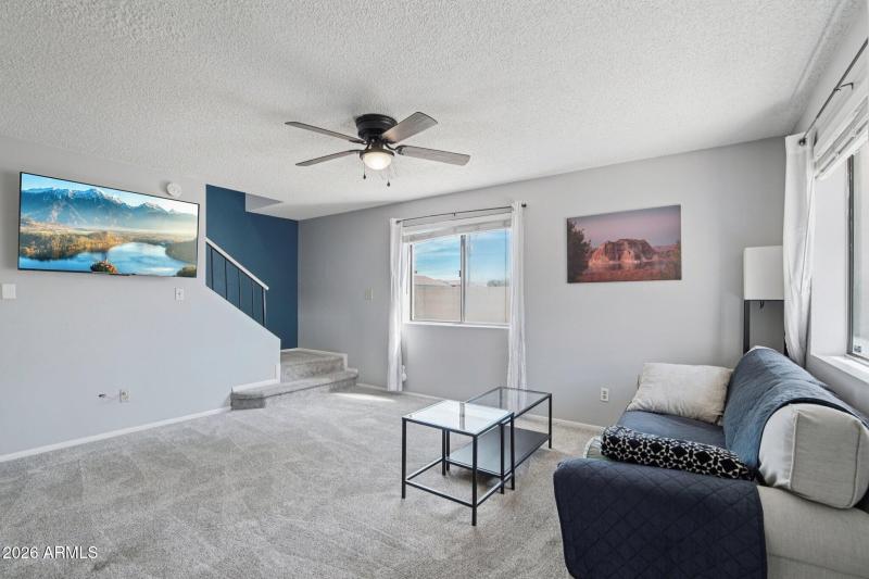 4-web-or-mls-E Hartford Ave 41-S0303-004