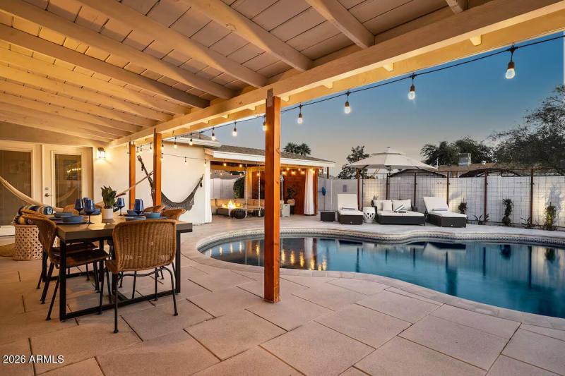 7c12fb2c-c0f0-40e5-9733-e141a773cd33