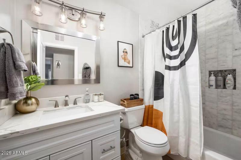 afeaefd0-abf0-4581-b838-84cb63df2ee1