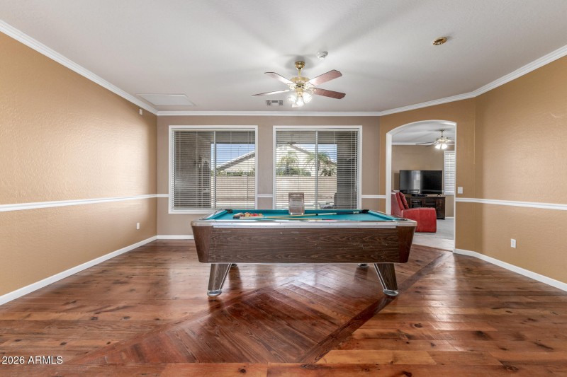 9628-lindner-family-room