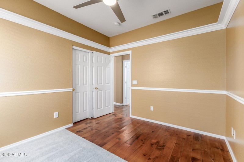 9628-lindner-secondary-bedroom-2b