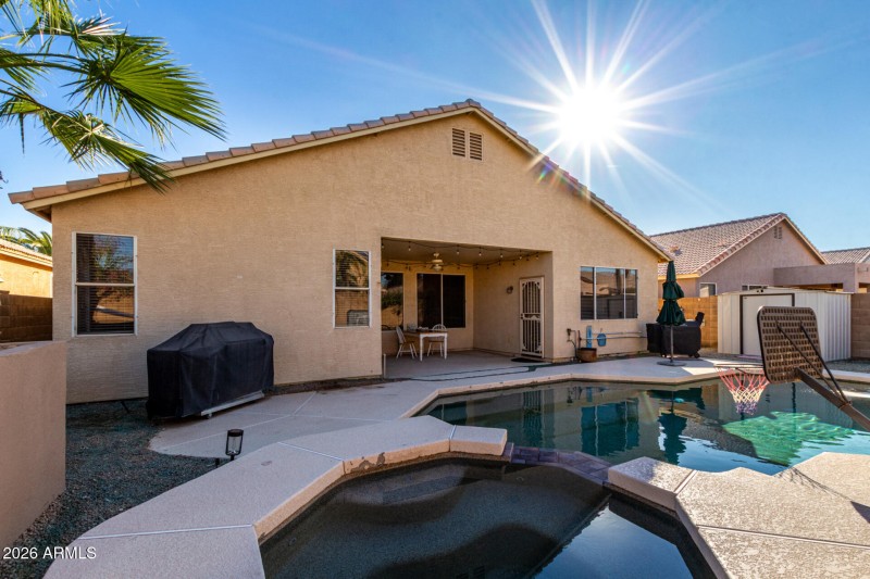 pebble-tec-pool-spa-sun-9628-lindner