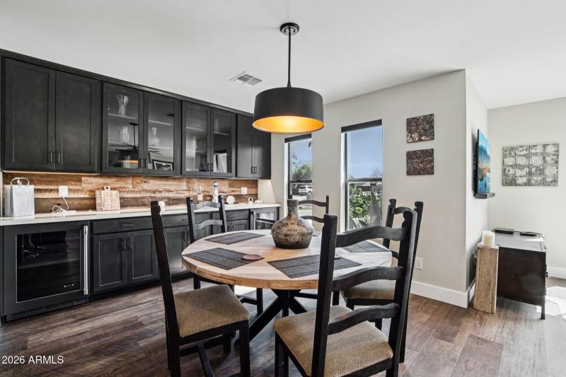 13-web-or-mls-E Betty Elyse Ln-S0303-013