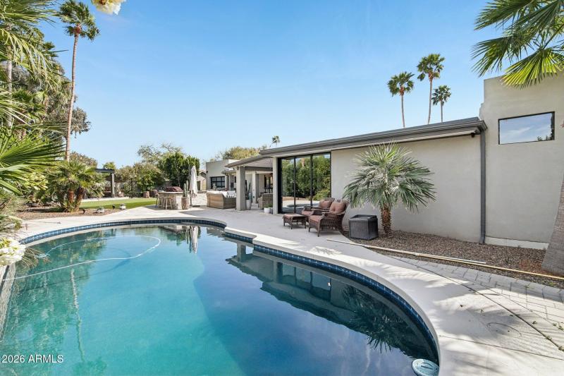 35-web-or-mls-E Betty Elyse Ln-S0303-035