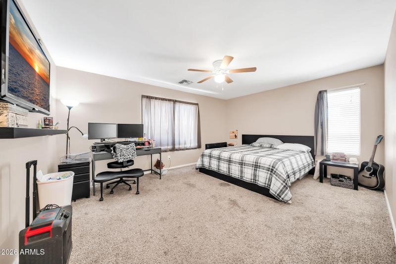 11779 W Belmont Dr-20