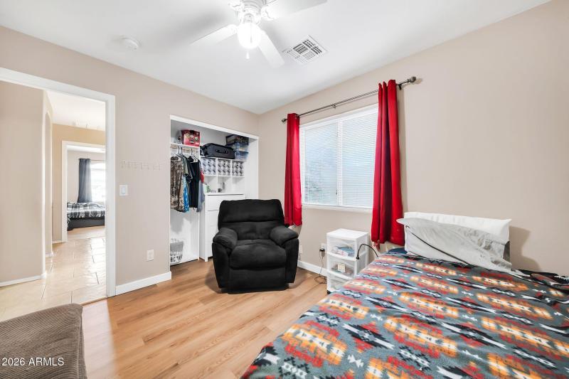 11779 W Belmont Dr-28