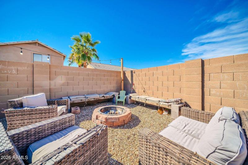 11779 W Belmont Dr-34