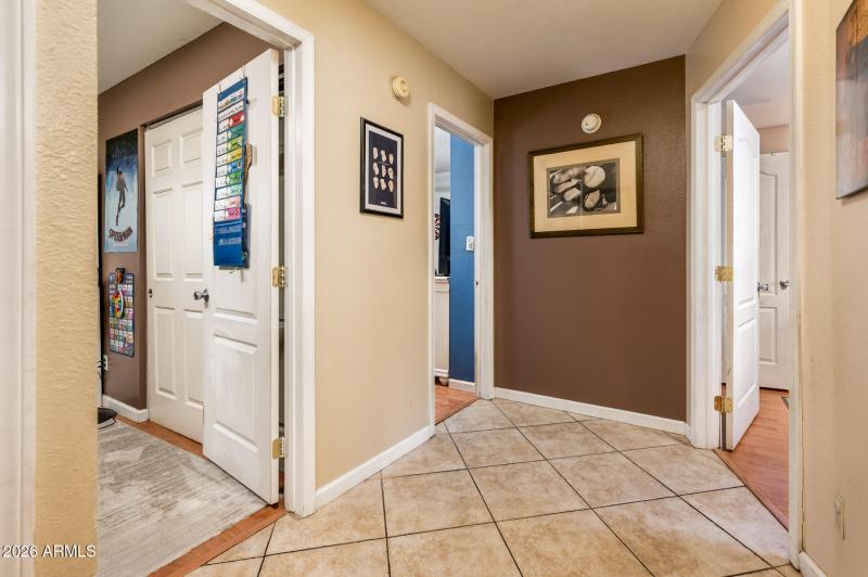 6422 W Cortez St - MLS-27