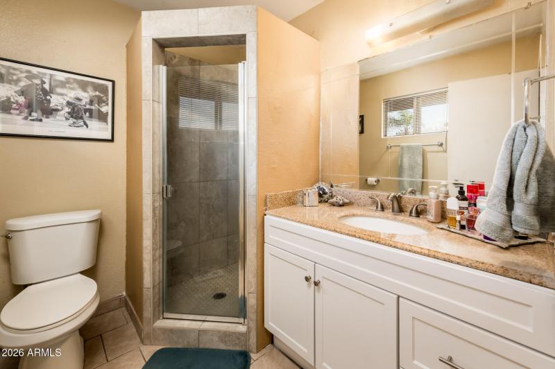 6422 W Cortez St - MLS-22