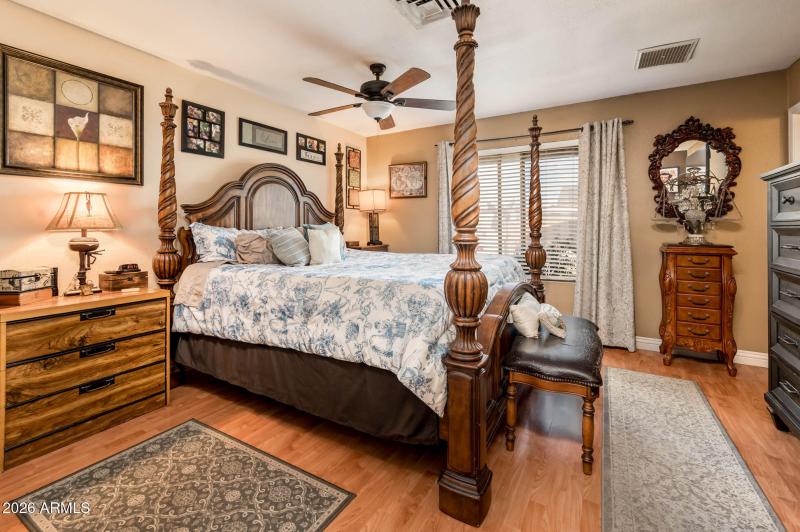 6422 W Cortez St - MLS-19