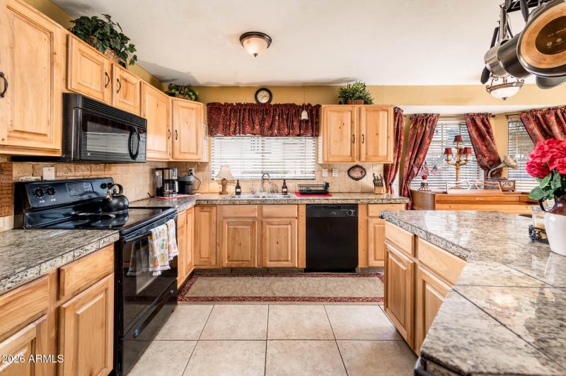 6422 W Cortez St - MLS-14