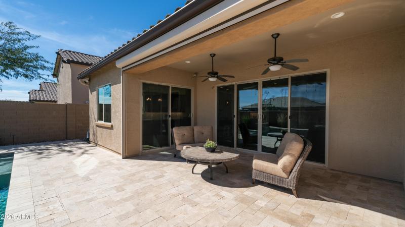 Travertine Patio & Hardscape