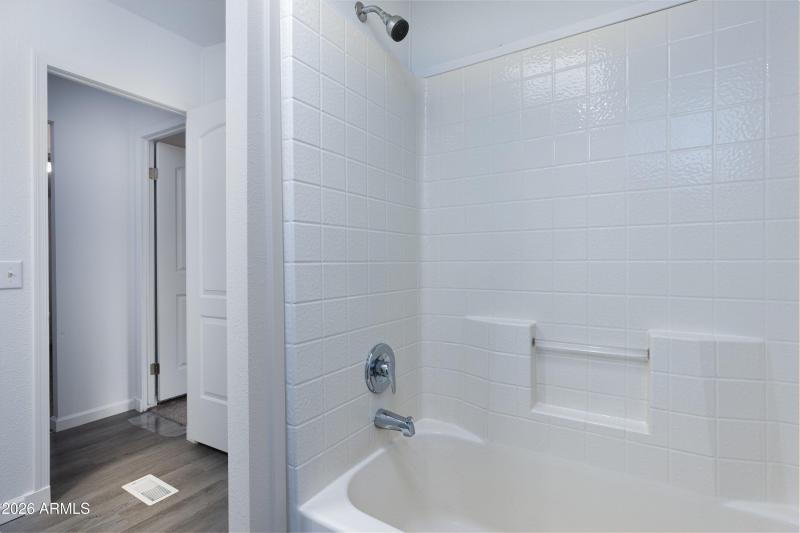 023_photo23_2312_parkinson_rd._ls_tammy_