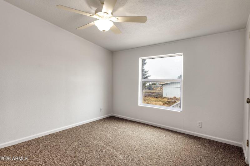 025_photo25_2312_parkinson_rd._ls_tammy_