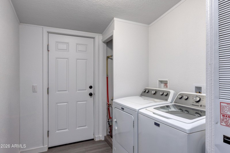 026_photo26_2312_parkinson_rd._ls_tammy_