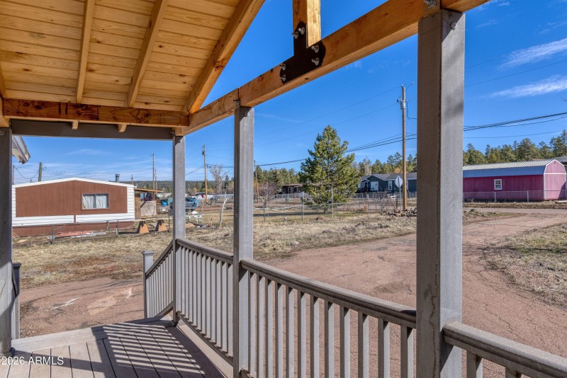 053_photo211_2312_parkinson_rd._ls_tammy