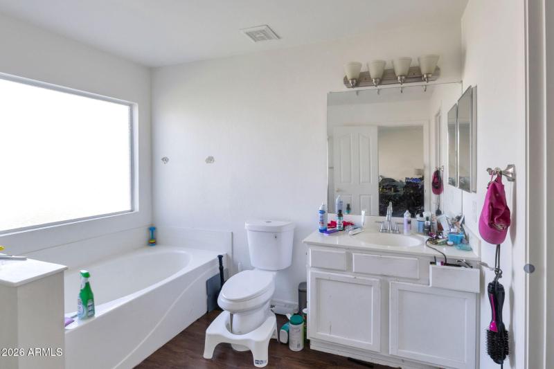 12-web-or-mls-Qp-6136