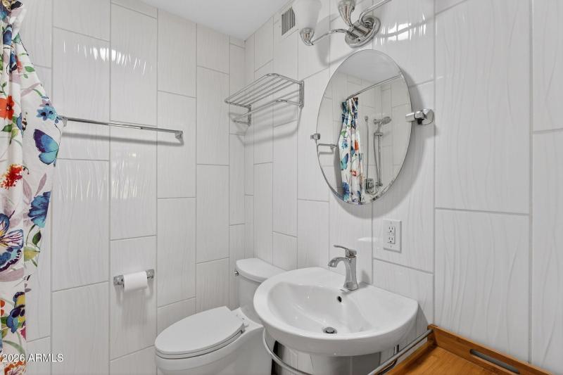 28-web-or-mls-18N Delmar