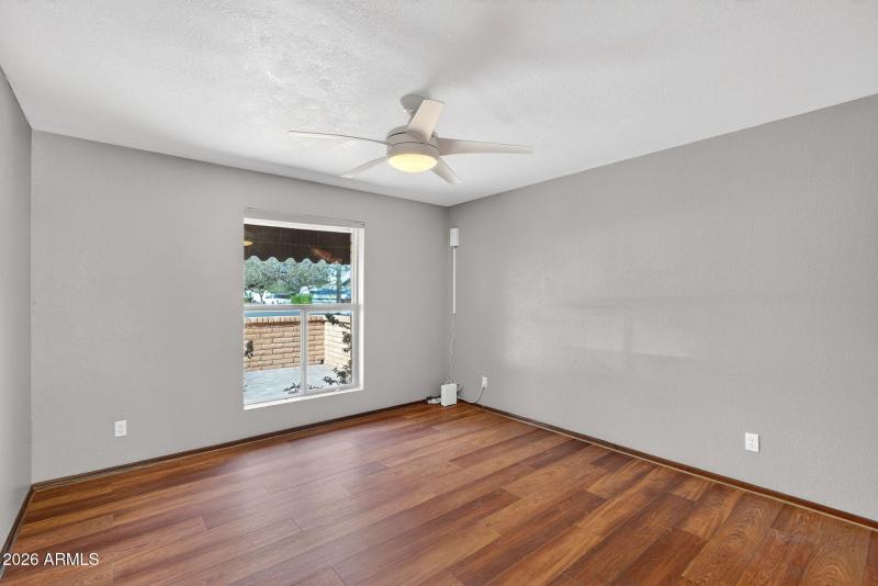 32-web-or-mls-08N Delmar