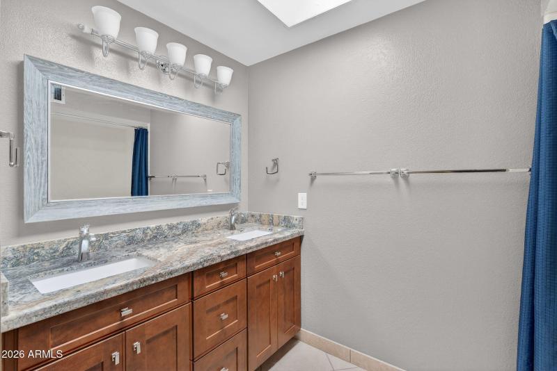 34-web-or-mls-05N Delmar