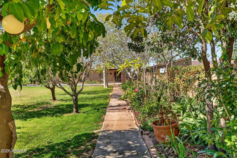 46-web-or-mls-41N Delmar